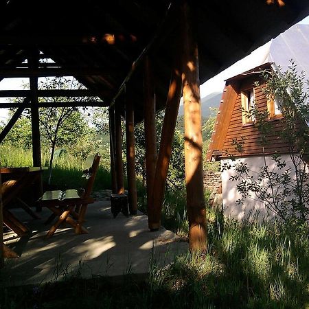 Affittacamere У Сергія Lumshory Esterno foto